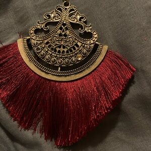 Elegant Red Tassel Pendant Necklace